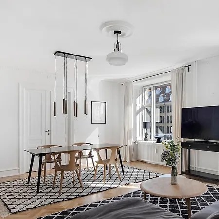 Sanders Frontier - Pleasant Three-bedroom Near Royal Palace * Copenhagen