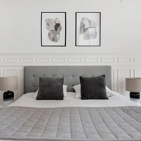 3-bedroom Close To Nyhavn&queen's Palace Amalienborg Appartement