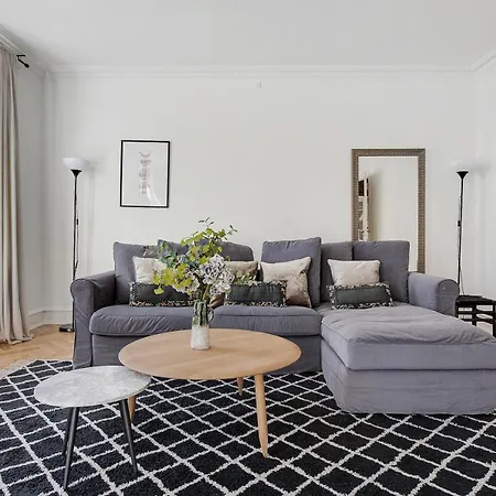 Sanders Frontier - Pleasant Three-bedroom Near Royal Palace * 哥本哈根